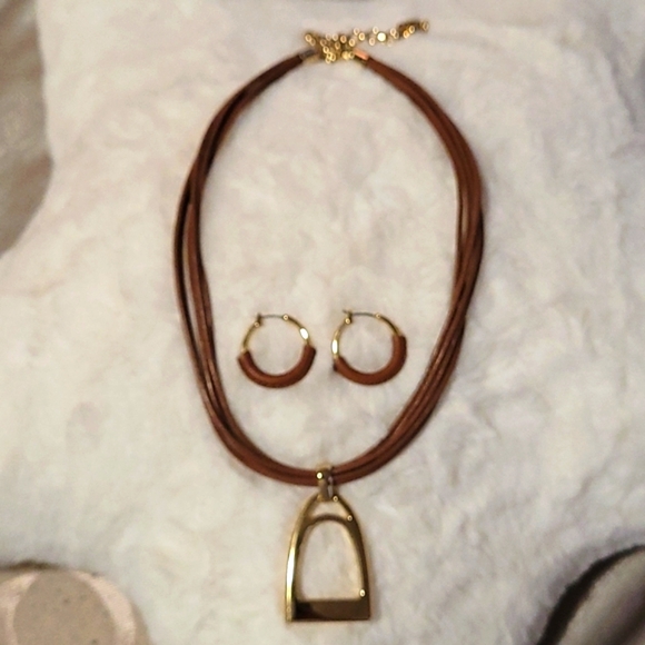 Necklace and matching earrings - Picture 2 of 5